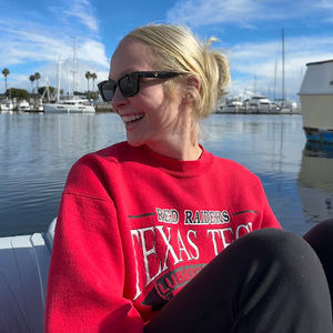 Meet your Posher, Katie beth